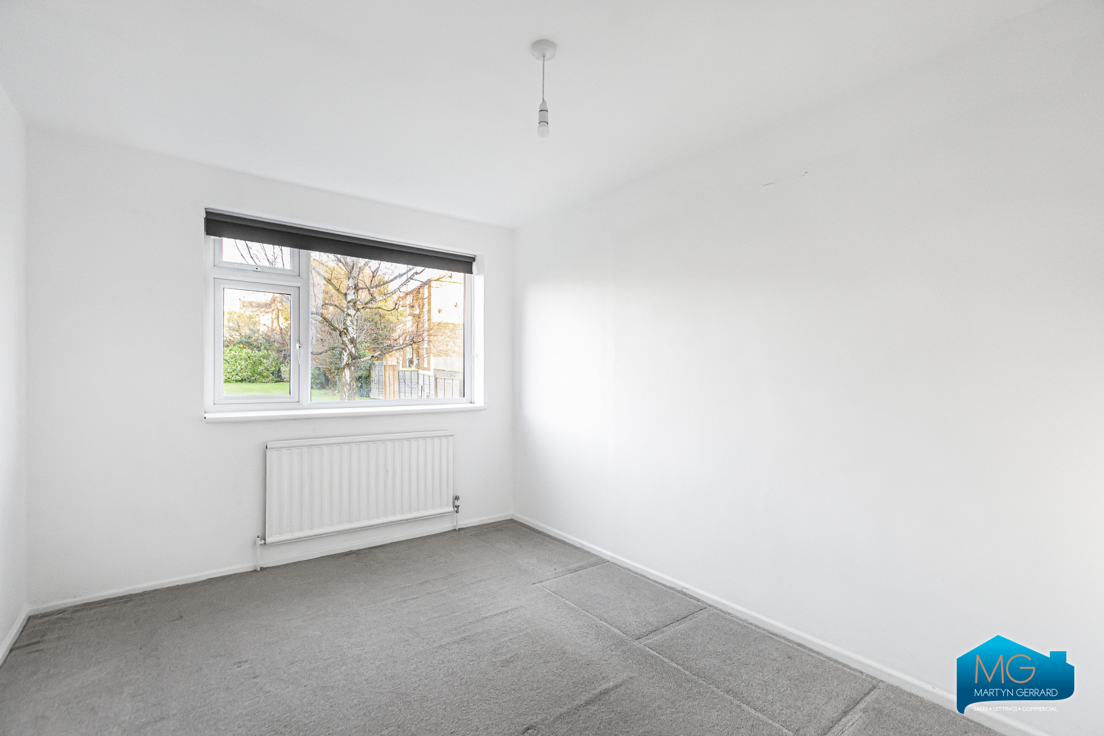 2 bedroom Apartment to rent - Martyn Gerrard