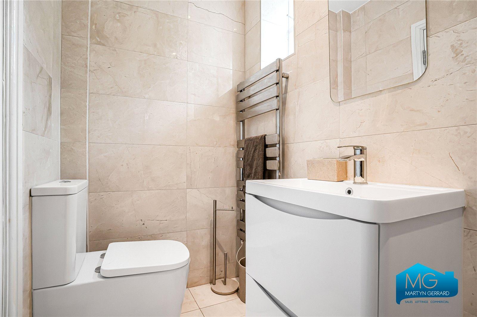 2 bedroom Terraced House to rent - Martyn Gerrard
