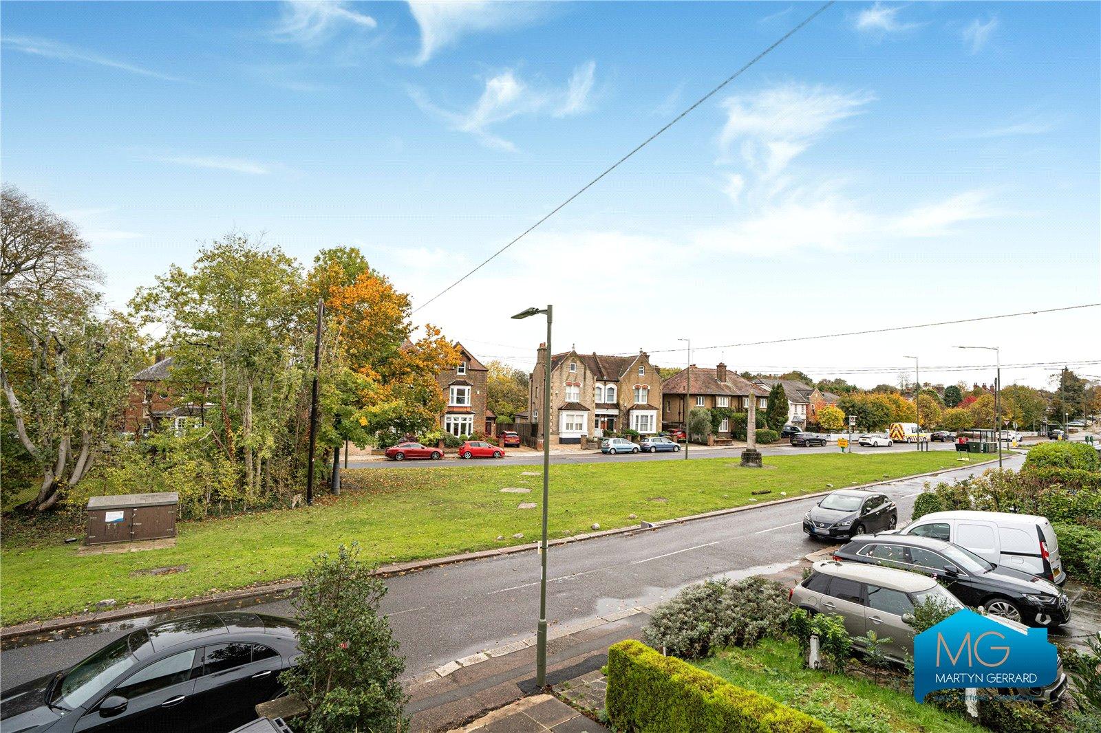 2 bedroom Terraced House to rent - Martyn Gerrard