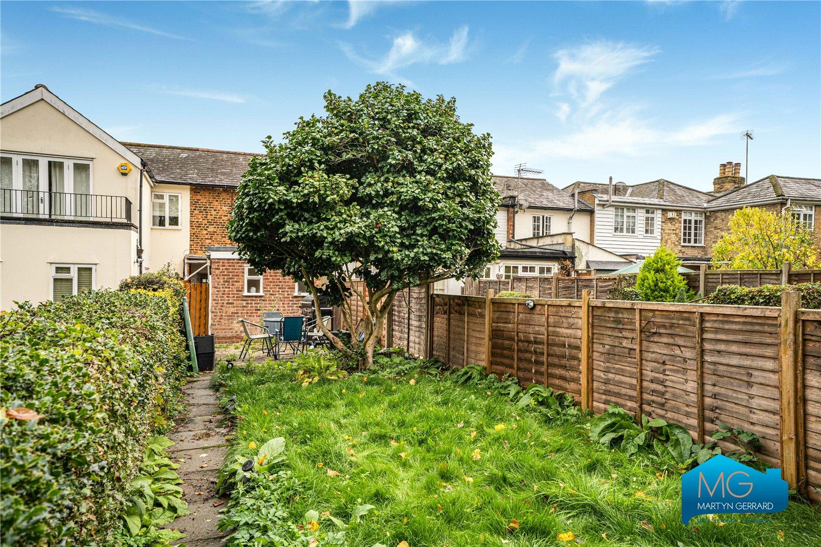 2 bedroom Terraced House to rent - Martyn Gerrard