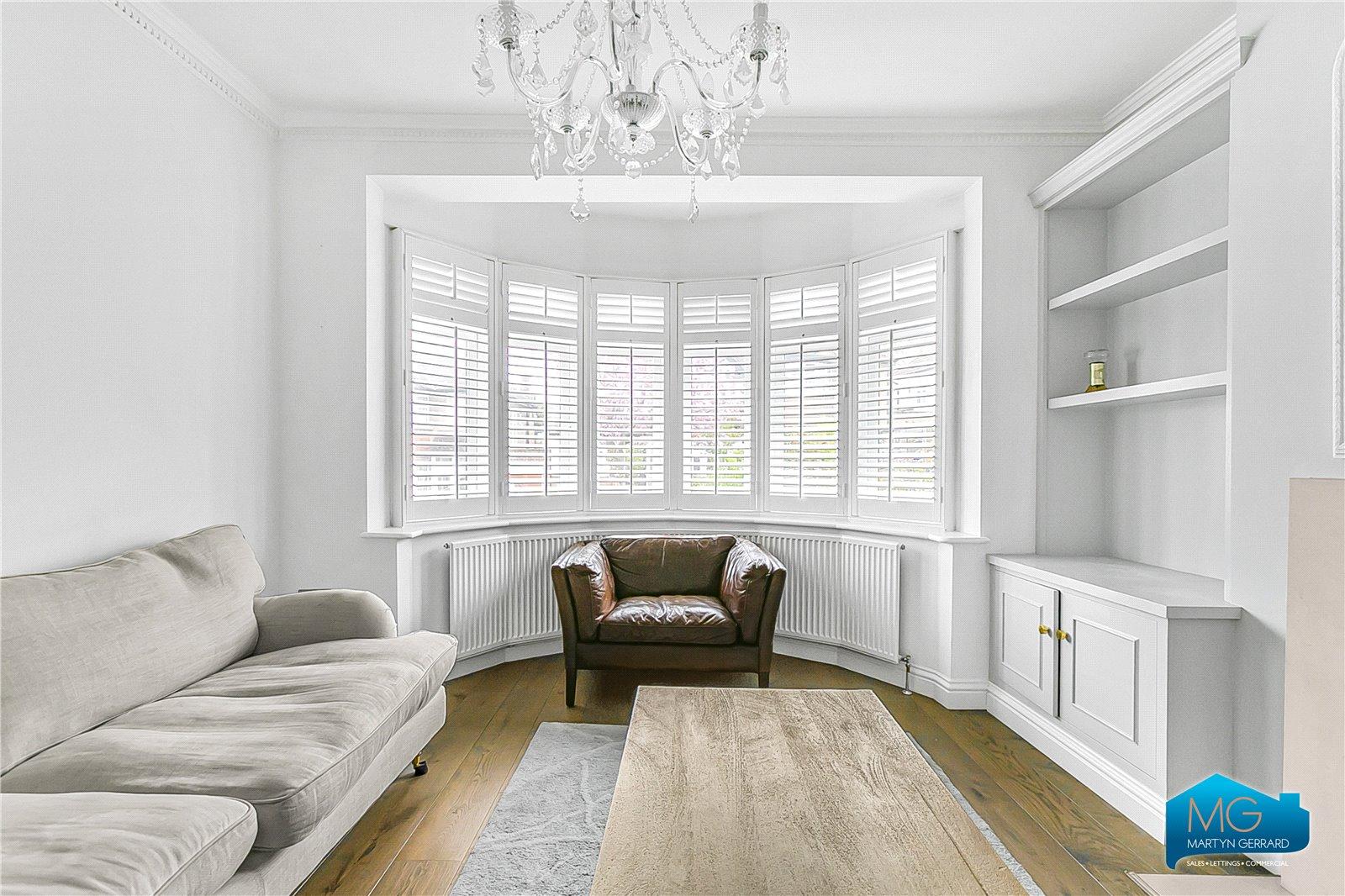 4 bedroom Semi-Detached House to rent - Martyn Gerrard