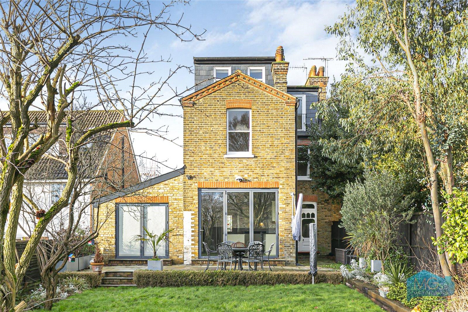 5 bedroom Semi-Detached House to rent - Martyn Gerrard