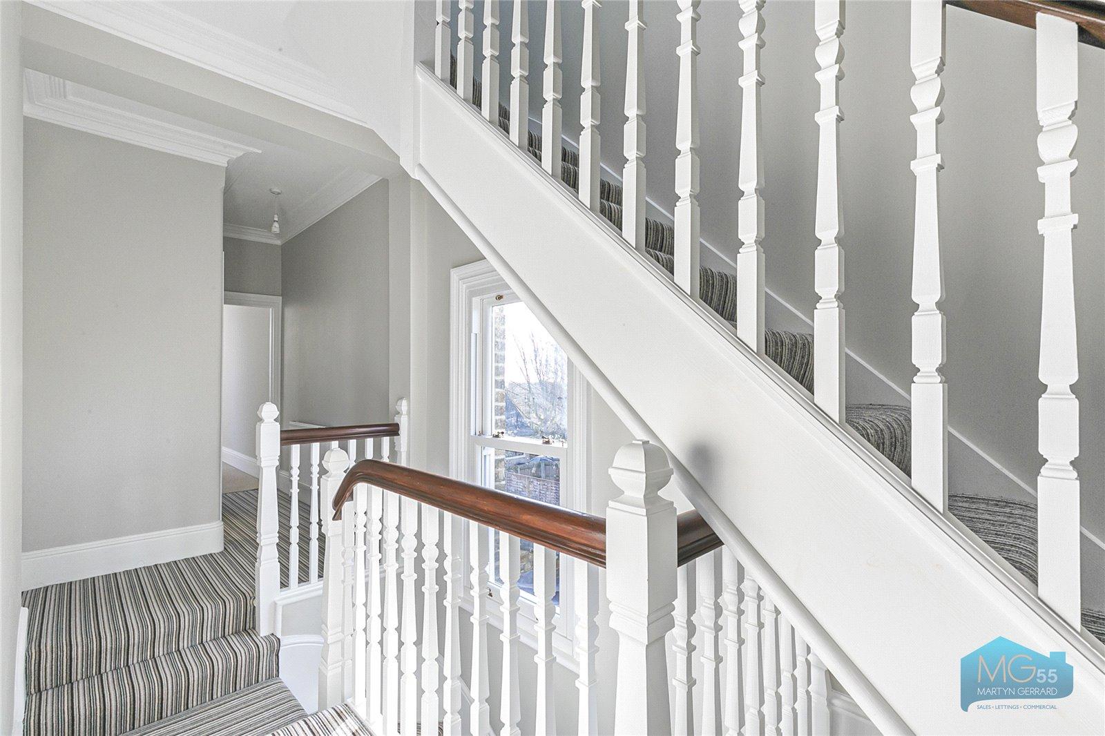 5 bedroom Semi-Detached House to rent - Martyn Gerrard