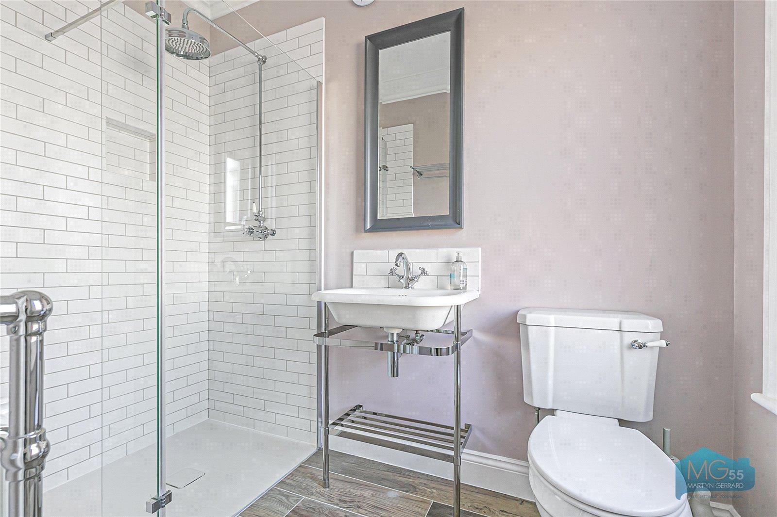 5 bedroom Semi-Detached House to rent - Martyn Gerrard