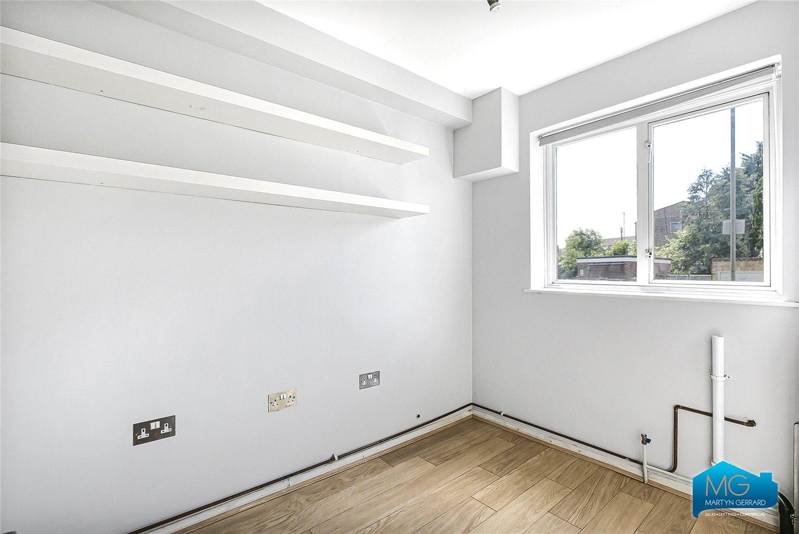 3 bedroom Terraced House to rent - Martyn Gerrard