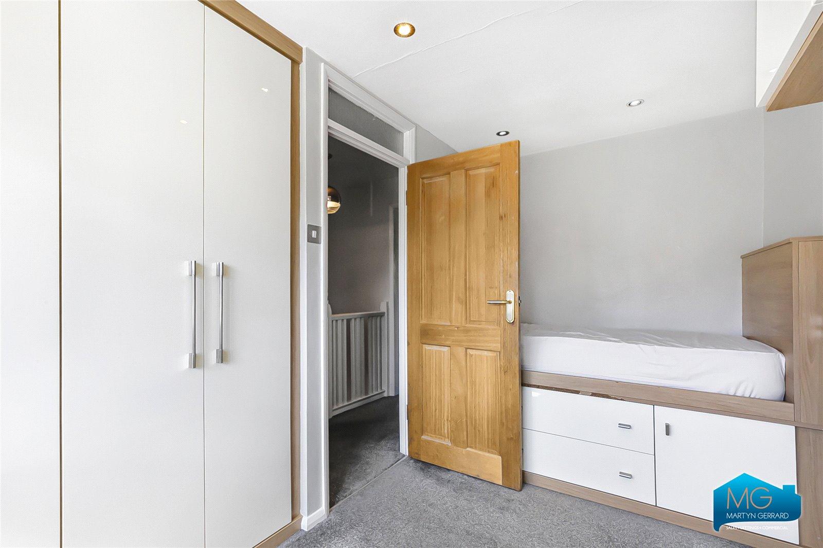 3 bedroom Terraced House to rent - Martyn Gerrard
