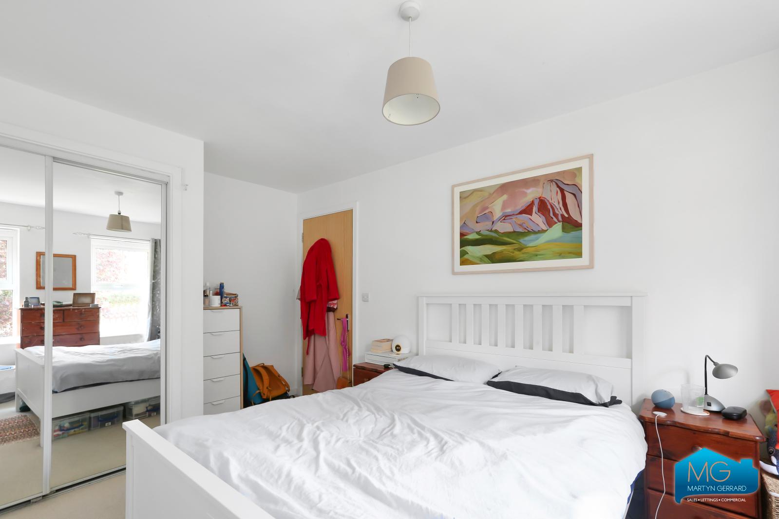 2 bedroom Apartment to rent - Martyn Gerrard