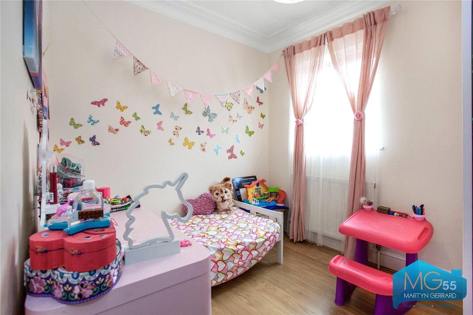 3 bedroom Detached House to rent - Martyn Gerrard