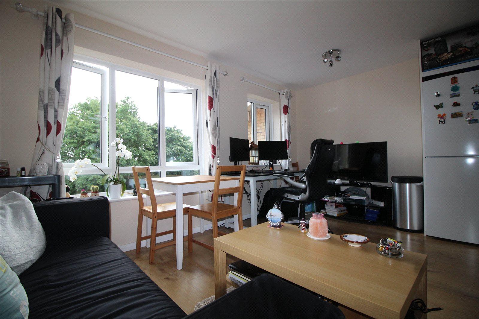 1 bedroom Apartment to rent - Martyn Gerrard