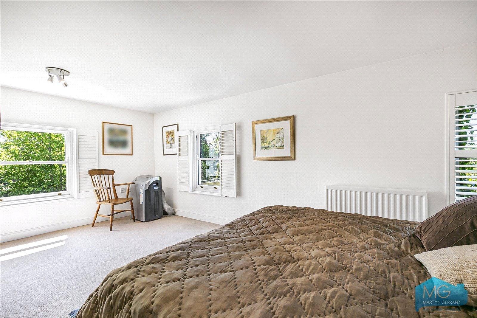5 bedroom Semi-Detached House to rent - Martyn Gerrard