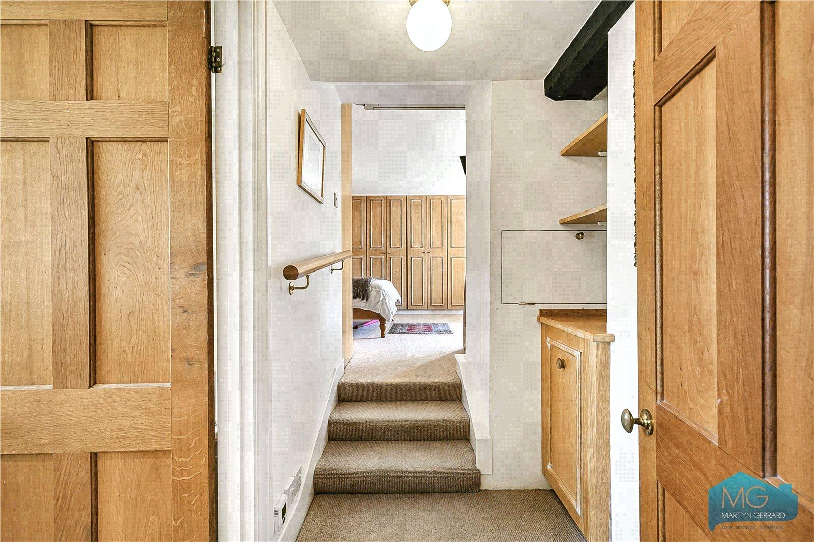 5 bedroom Semi-Detached House to rent - Martyn Gerrard