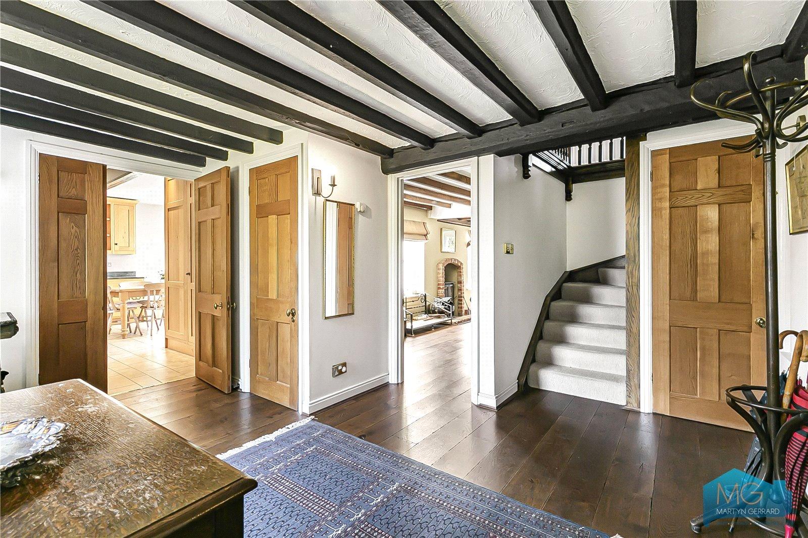 5 bedroom Semi-Detached House to rent - Martyn Gerrard