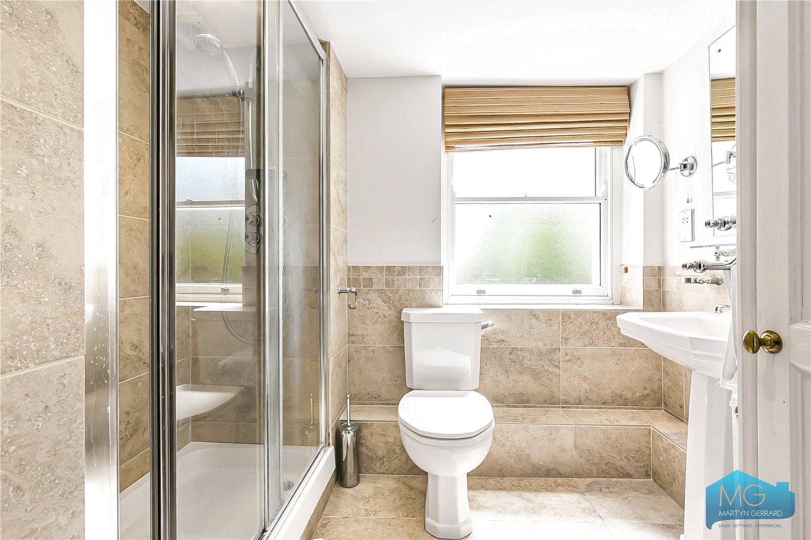5 bedroom Semi-Detached House to rent - Martyn Gerrard