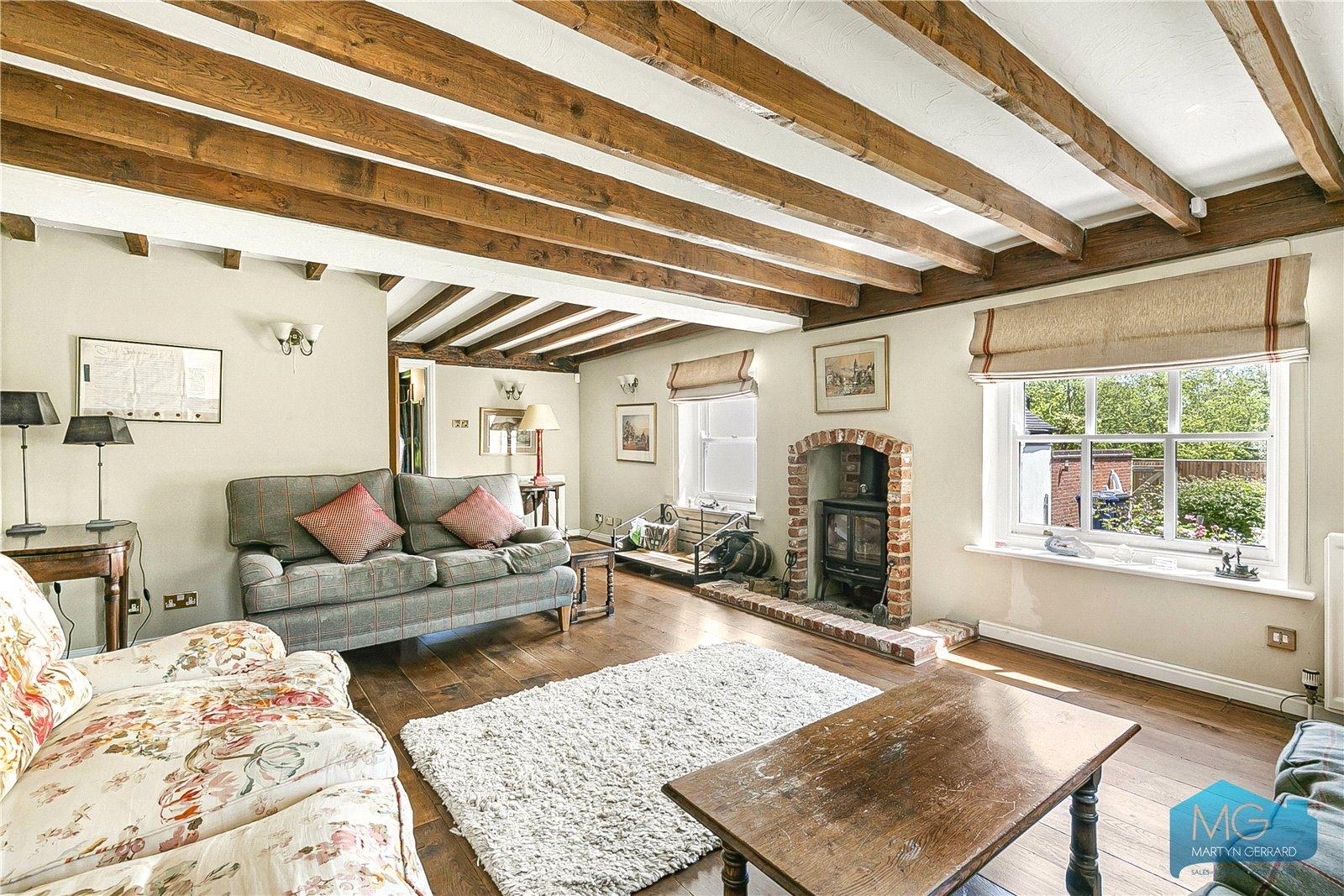 5 bedroom Semi-Detached House to rent - Martyn Gerrard