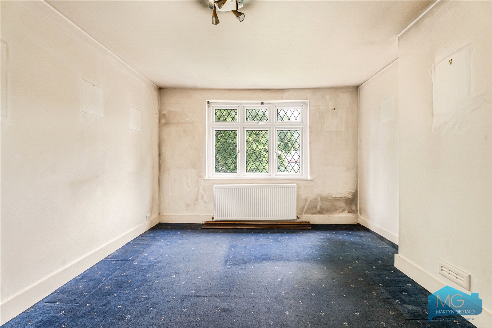 4 bedroom Semi-Detached House for sale - Martyn Gerrard