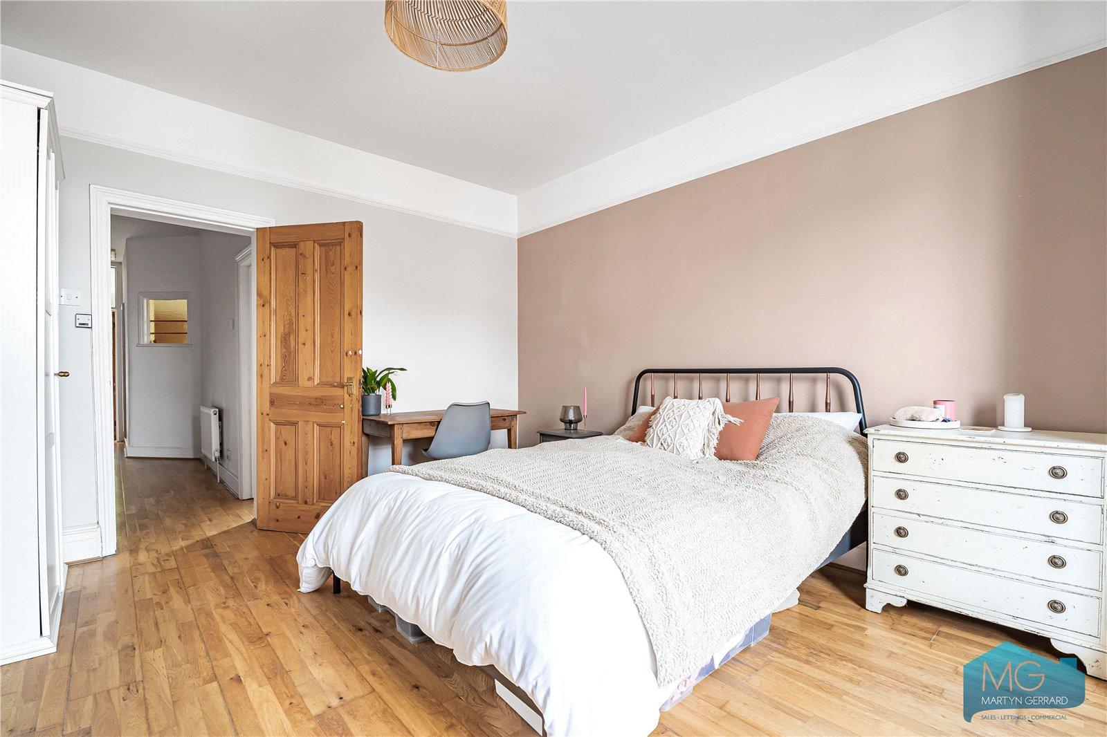 2 bedroom Maisonette for sale - Martyn Gerrard