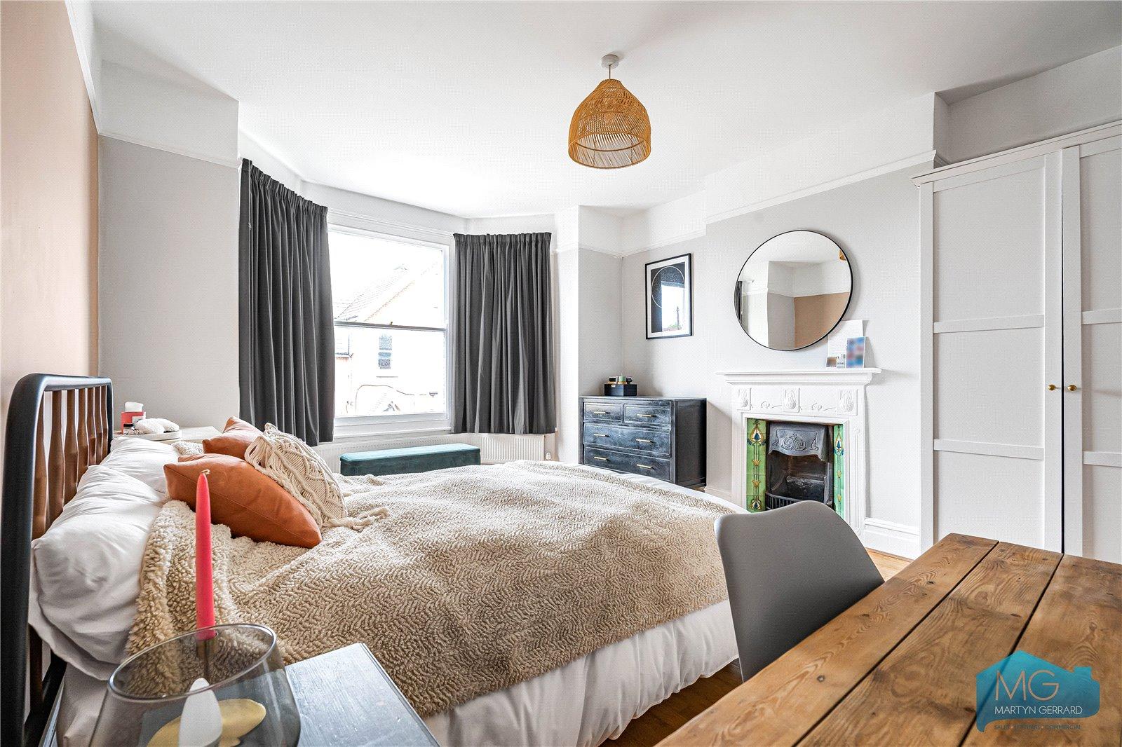 2 bedroom Maisonette for sale - Martyn Gerrard