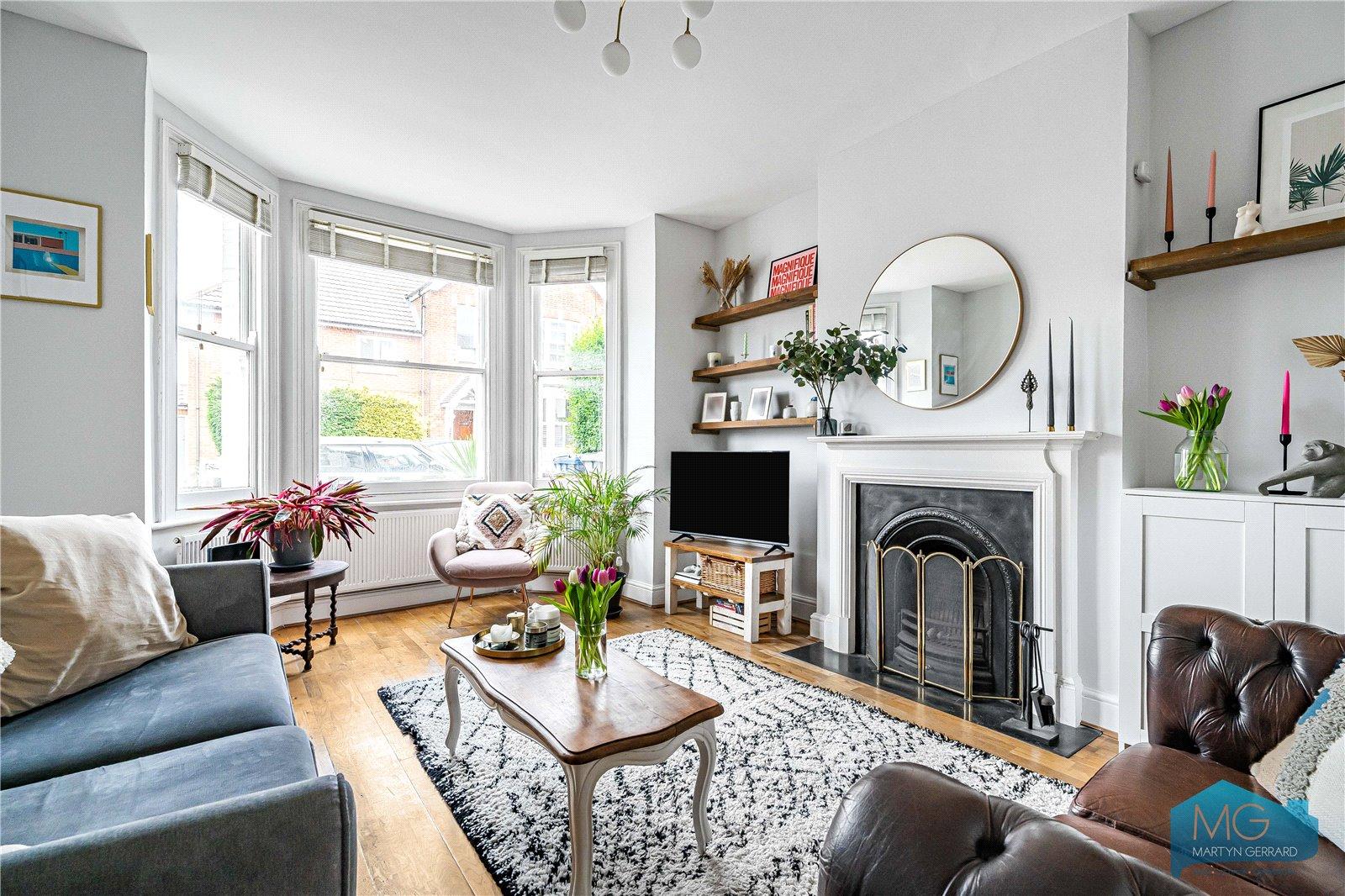 2 bedroom Maisonette for sale - Martyn Gerrard