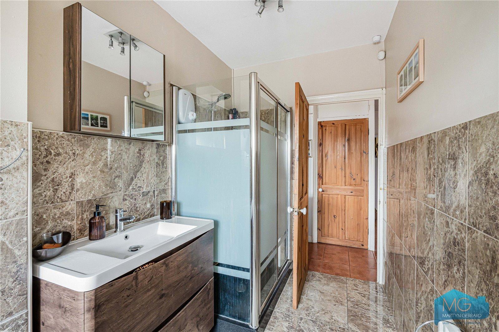 3 bedroom Detached House for sale - Martyn Gerrard