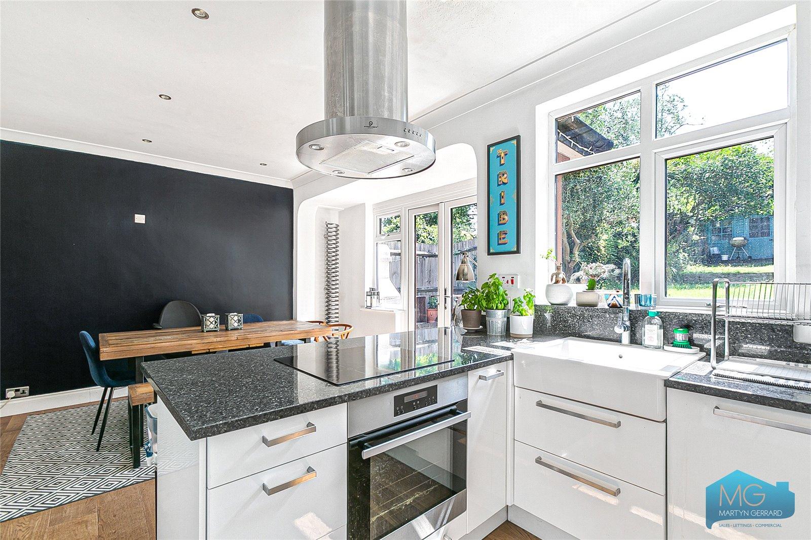 3 bedroom Semi-Detached House for sale - Martyn Gerrard