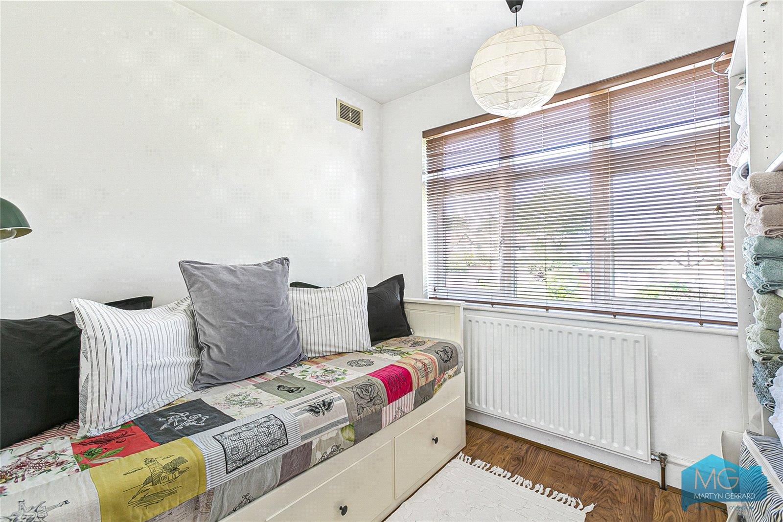 Potters Lane, Barnet, EN5+ - Martyn Gerrard