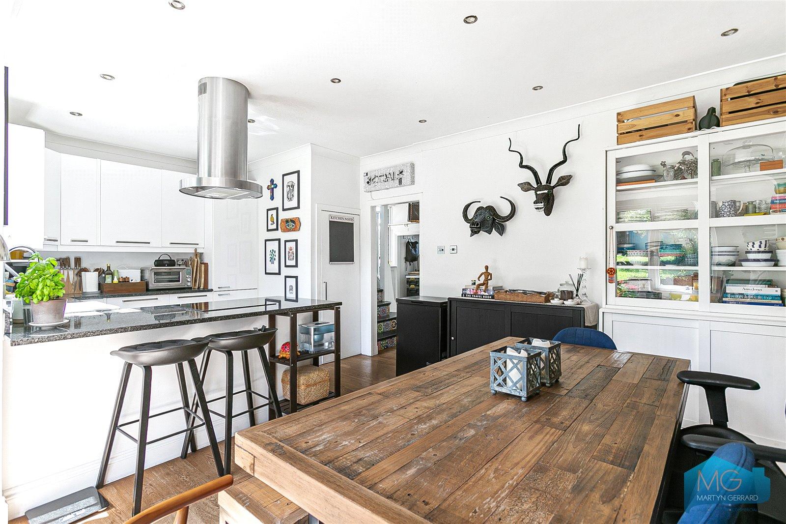 3 bedroom Semi-Detached House for sale - Martyn Gerrard