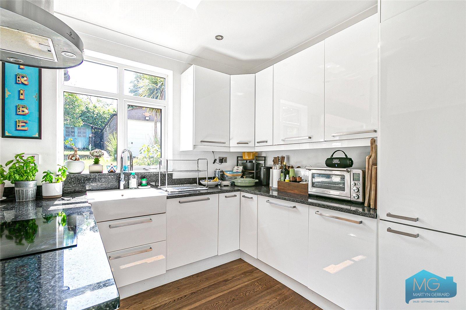 3 bedroom Semi-Detached House for sale - Martyn Gerrard