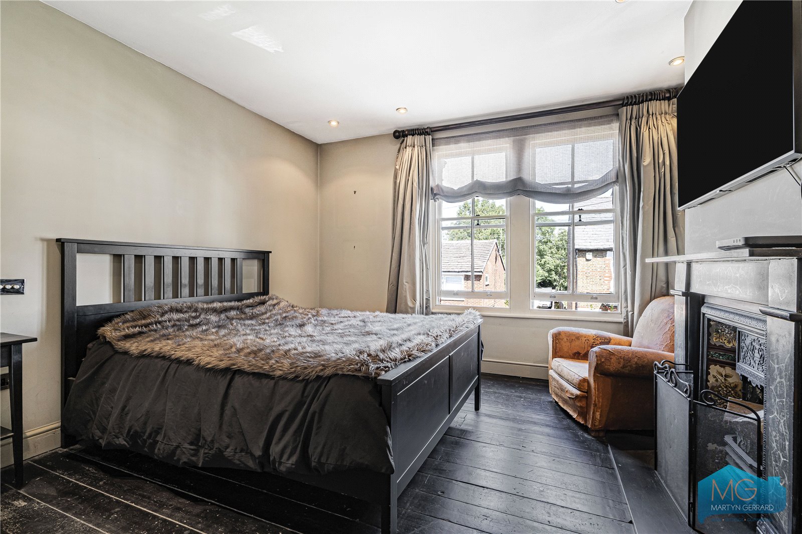 3 bedroom Terraced House for sale - Martyn Gerrard