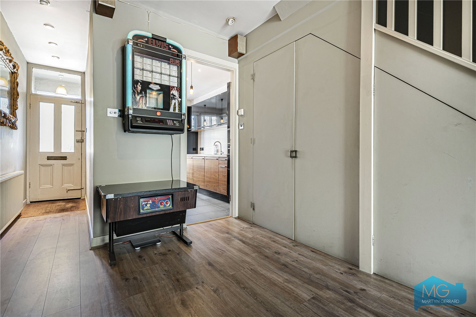 3 bedroom Terraced House for sale - Martyn Gerrard