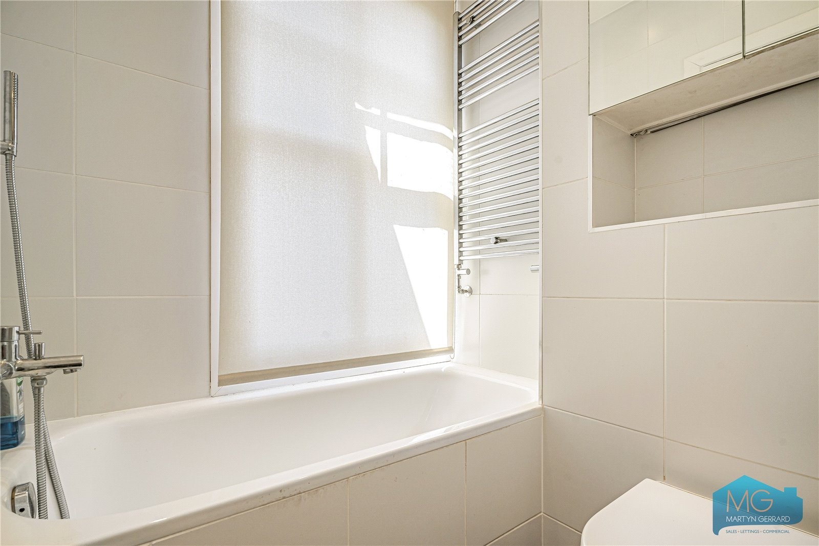 3 bedroom Terraced House for sale - Martyn Gerrard