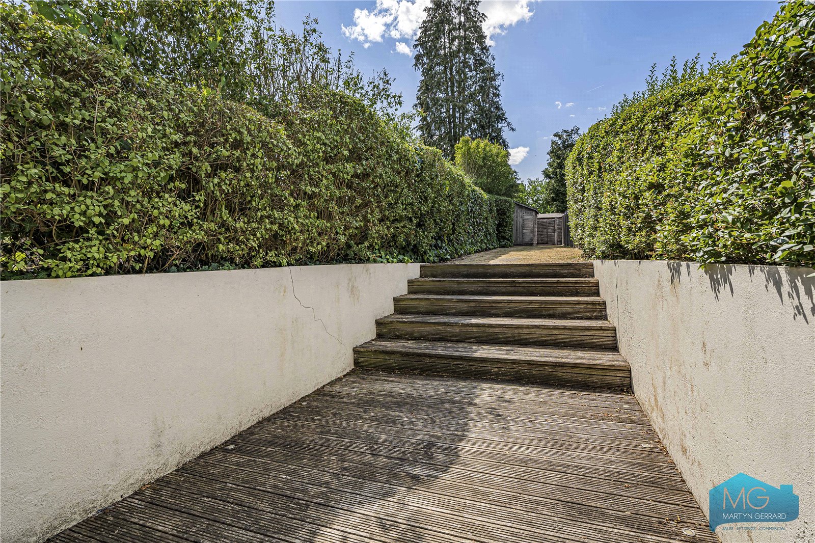 3 bedroom Terraced House for sale - Martyn Gerrard