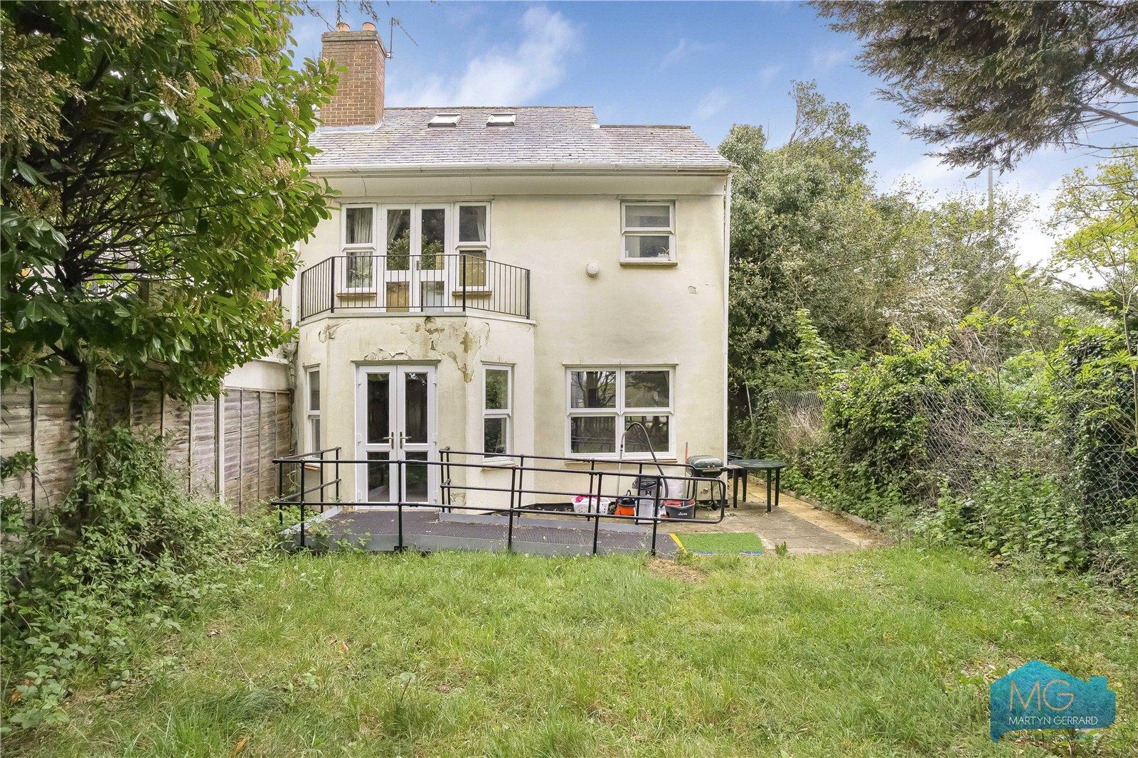 3 bedroom Semi-Detached House for sale - Martyn Gerrard