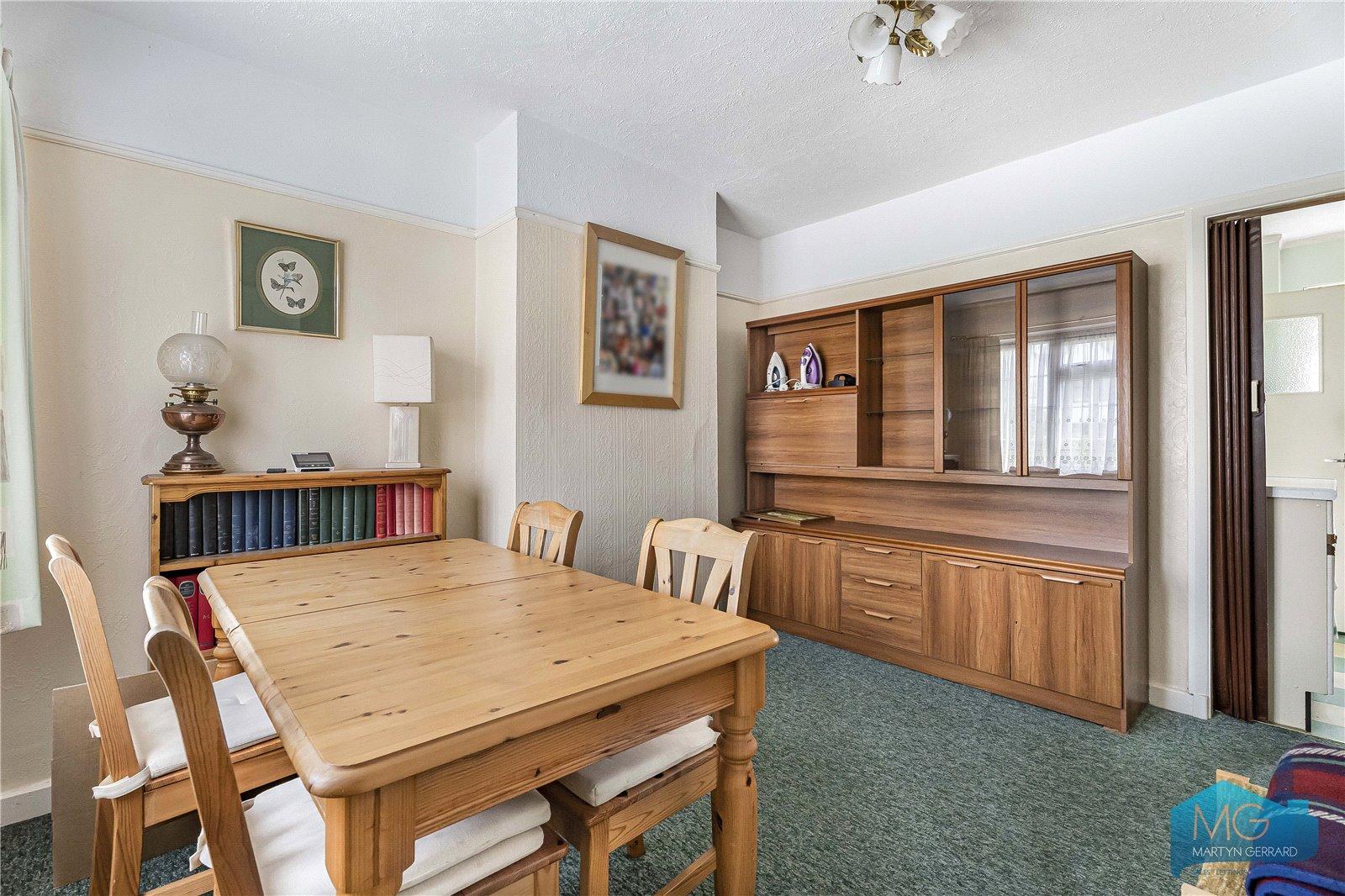 Trinder Road, Barnet, EN5+ - Martyn Gerrard