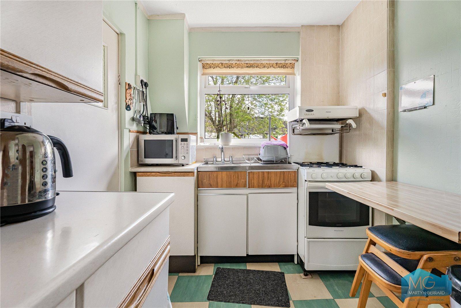 3 bedroom Terraced House for sale - Martyn Gerrard