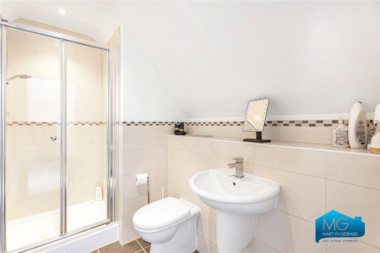 5 bedroom Semi-Detached House to rent - Martyn Gerrard