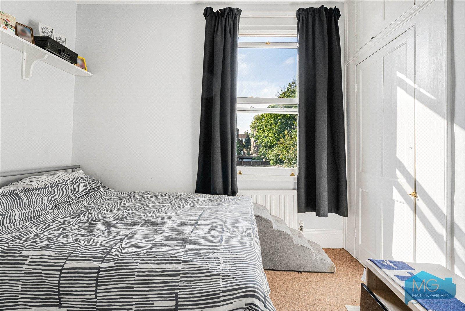 5 bedroom Semi-Detached House for sale - Martyn Gerrard