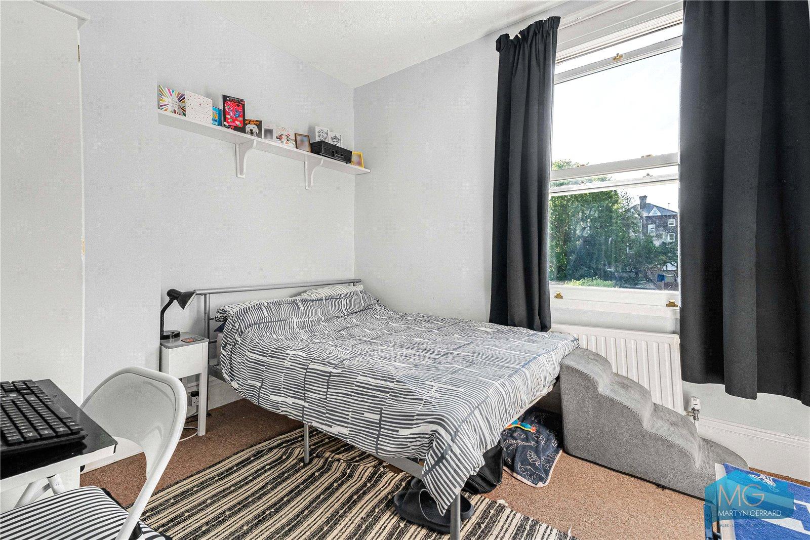 5 bedroom Semi-Detached House for sale - Martyn Gerrard