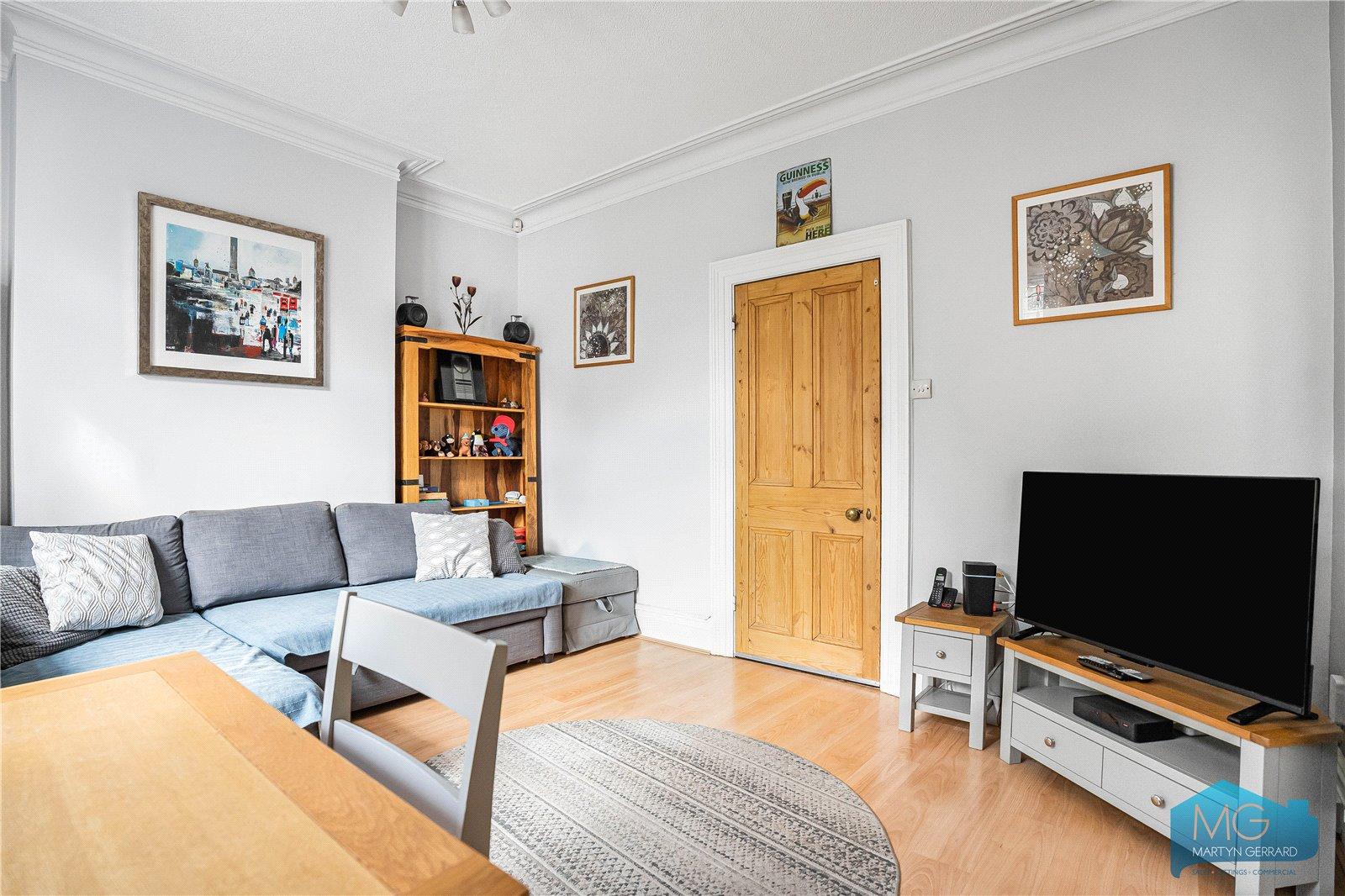 5 bedroom Semi-Detached House for sale - Martyn Gerrard