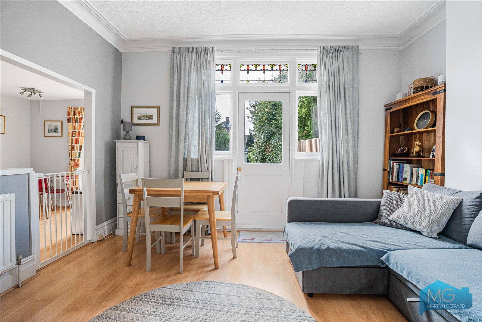 Leicester Road, Barnet, EN5+  - Martyn Gerrard