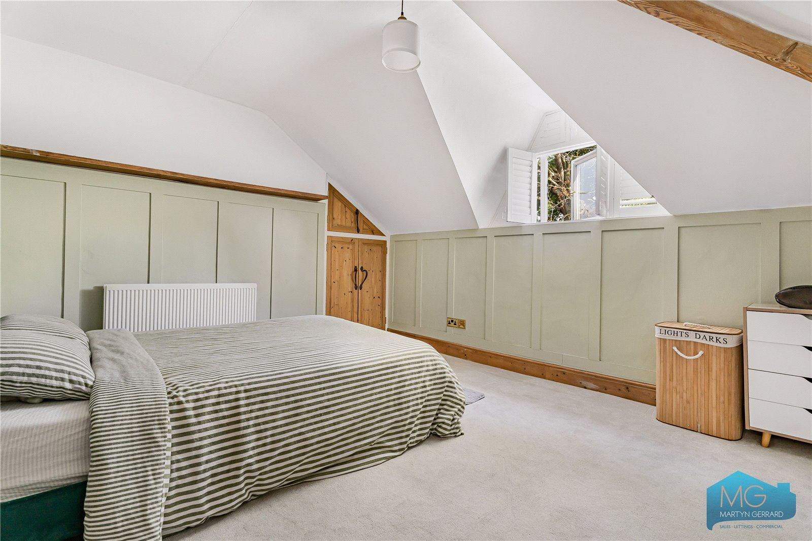 2 bedroom Apartment for sale - Martyn Gerrard