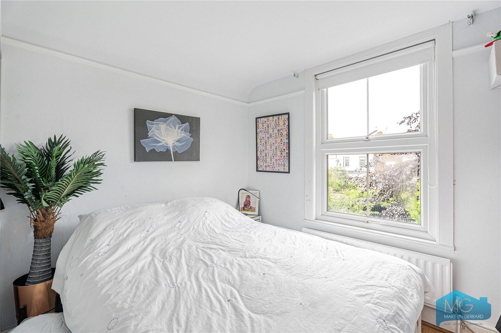 4 bedroom Semi-Detached House for sale - Martyn Gerrard