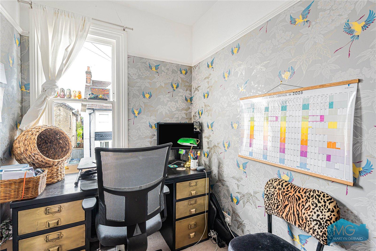 4 bedroom Semi-Detached House for sale - Martyn Gerrard