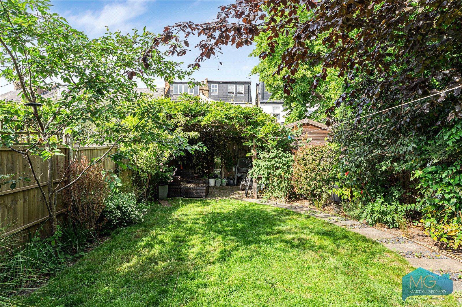 4 bedroom Semi-Detached House for sale - Martyn Gerrard