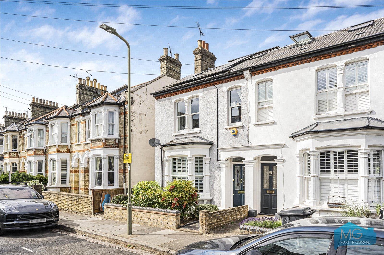 4 bedroom Semi-Detached House for sale - Martyn Gerrard