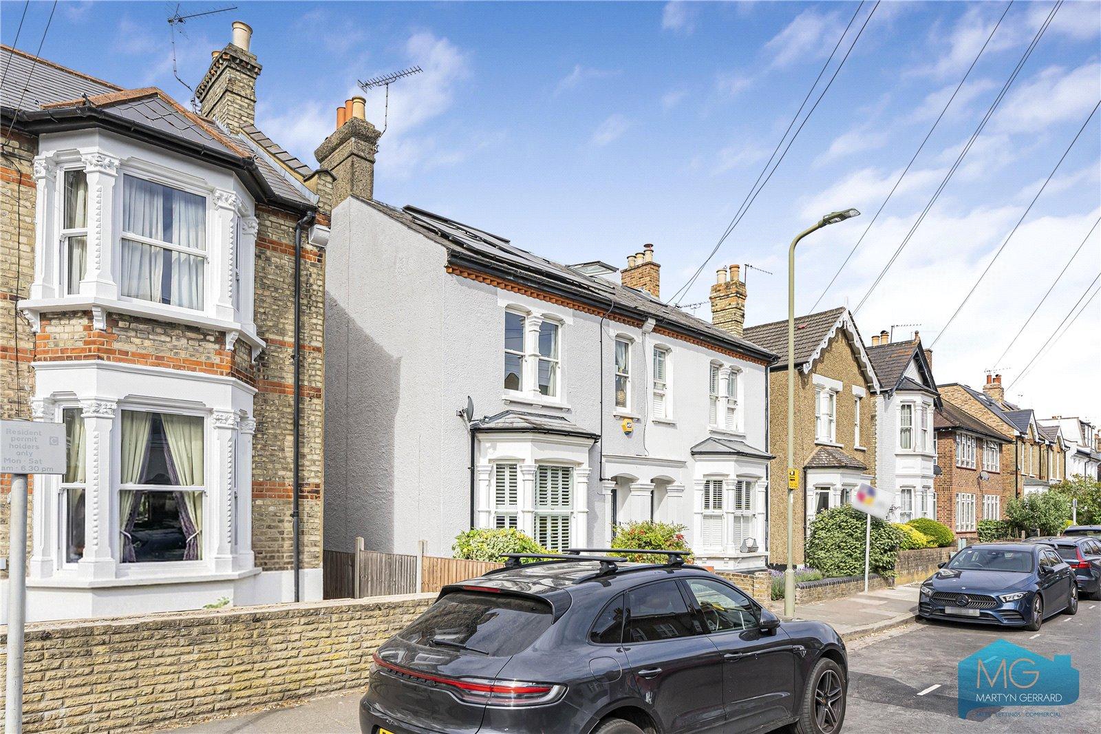 4 bedroom Semi-Detached House for sale - Martyn Gerrard