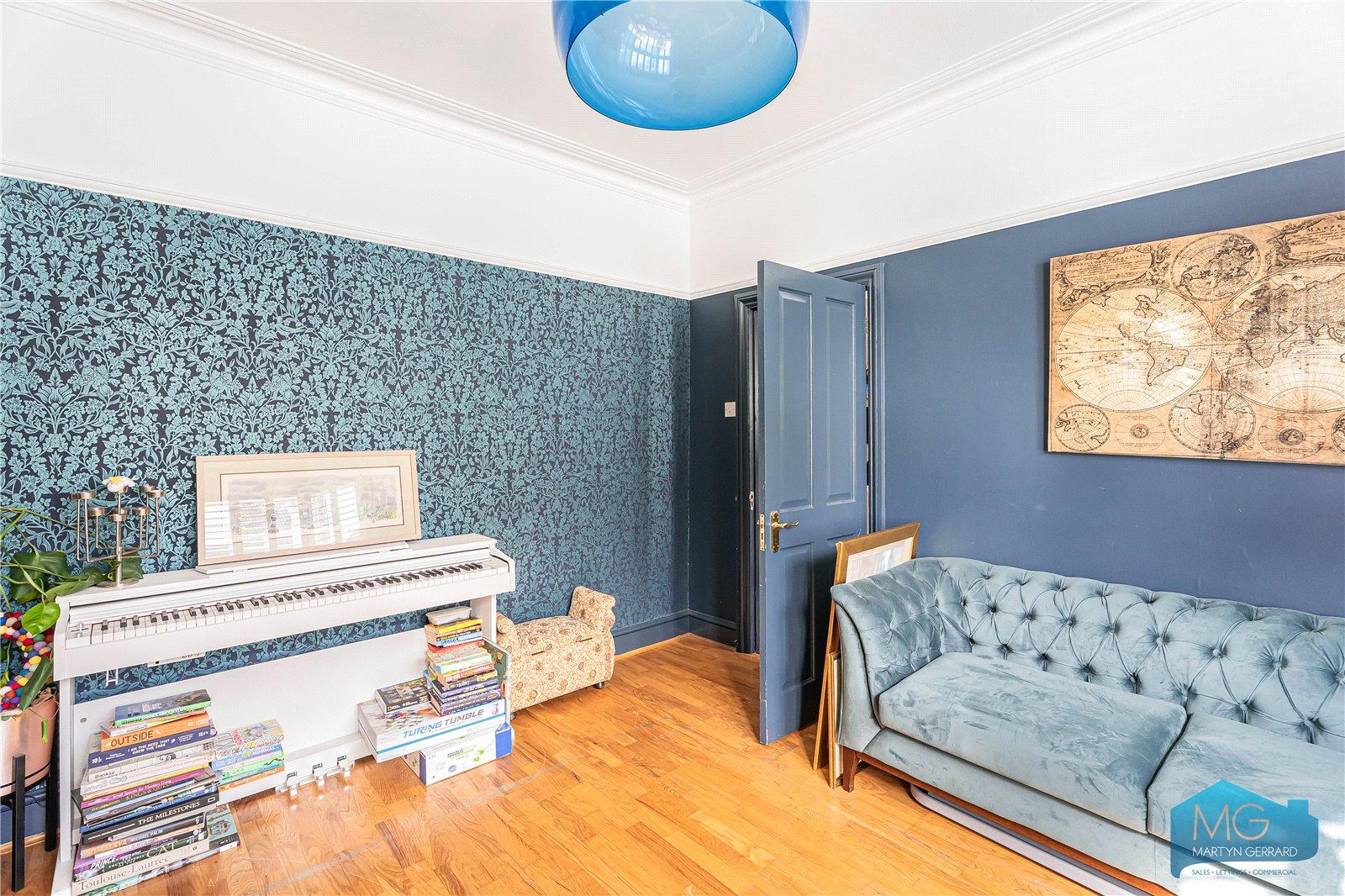 4 bedroom Semi-Detached House for sale - Martyn Gerrard