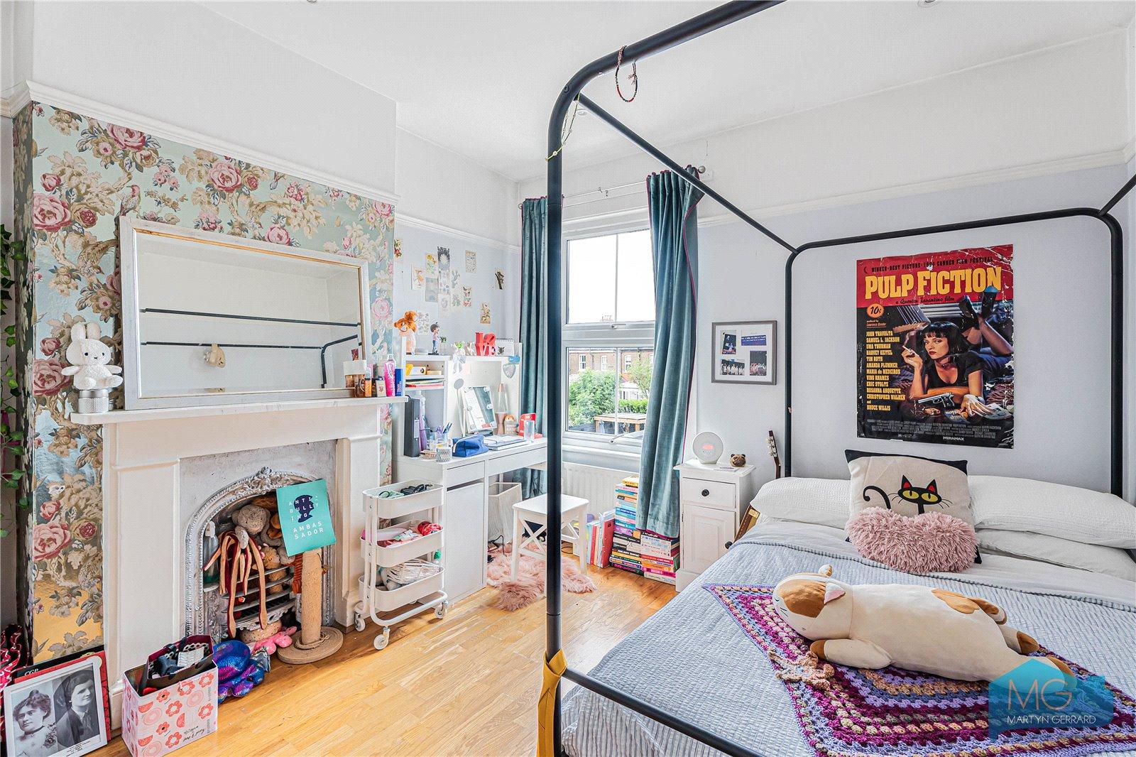 4 bedroom Semi-Detached House for sale - Martyn Gerrard