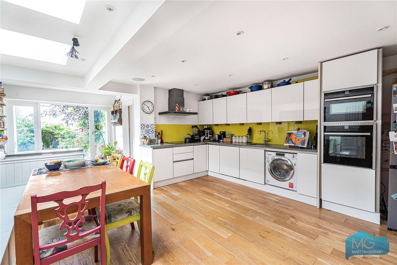4 bedroom Semi-Detached House for sale - Martyn Gerrard