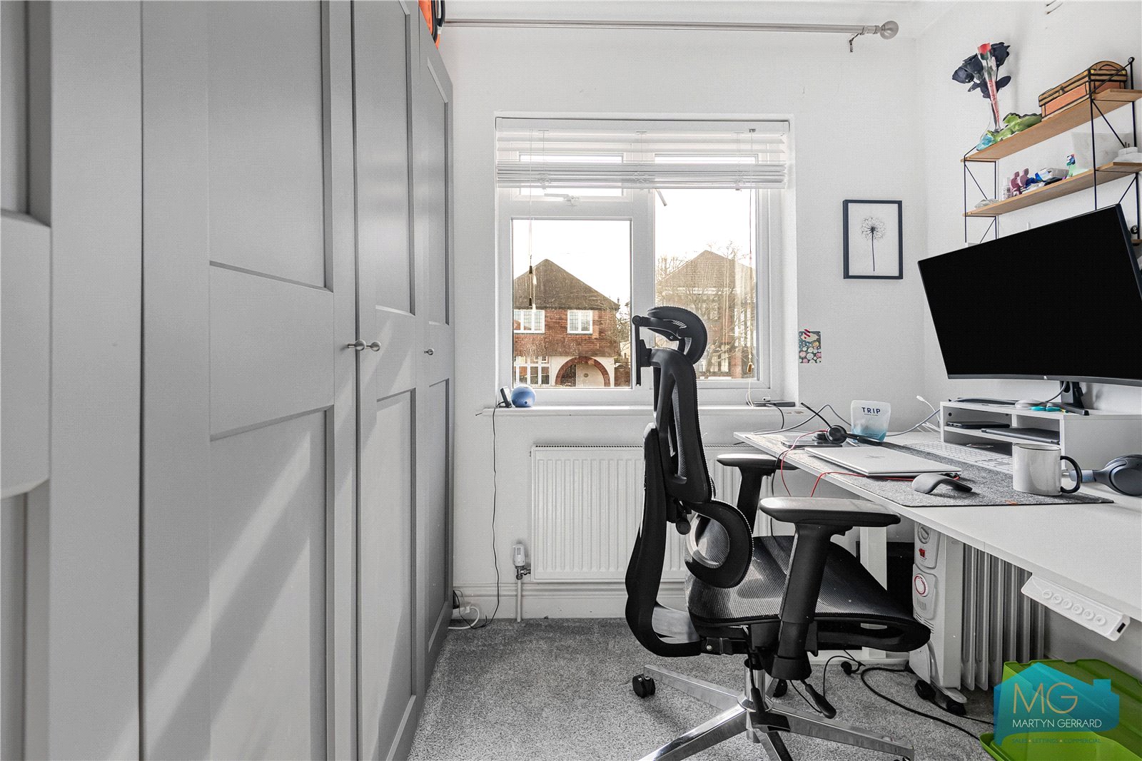 4 bedroom Semi-Detached House to rent - Martyn Gerrard
