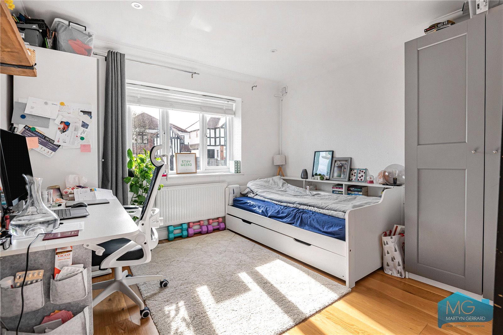 4 bedroom Semi-Detached House to rent - Martyn Gerrard